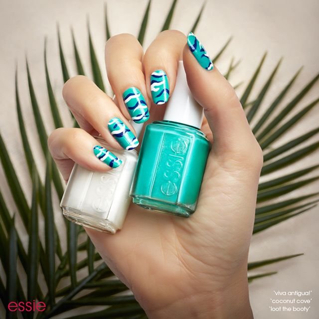 camo waves nail art
