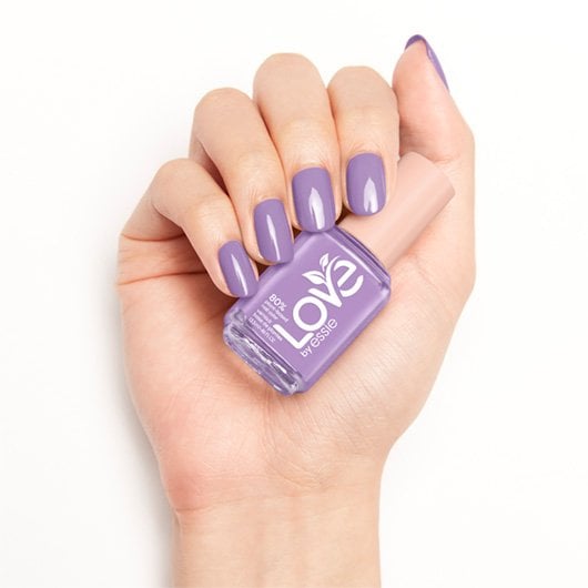 essie-nail-polish-playing-in-paradise-image2